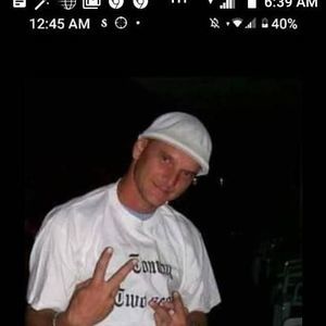 Meet your Posher, Thomas